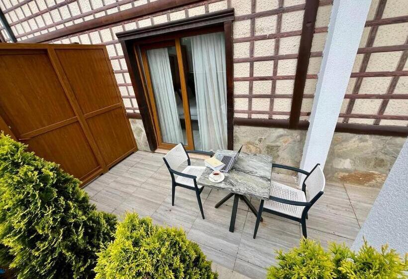 Отель çamlıca