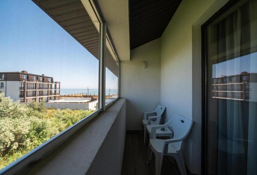 ホテル Weekend Family