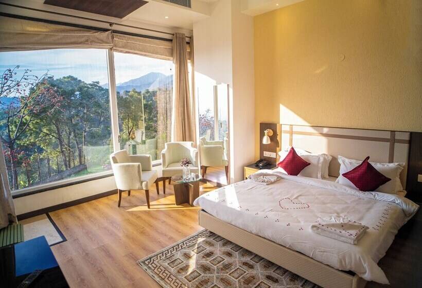 هتل Dhauladhar Heights Resort