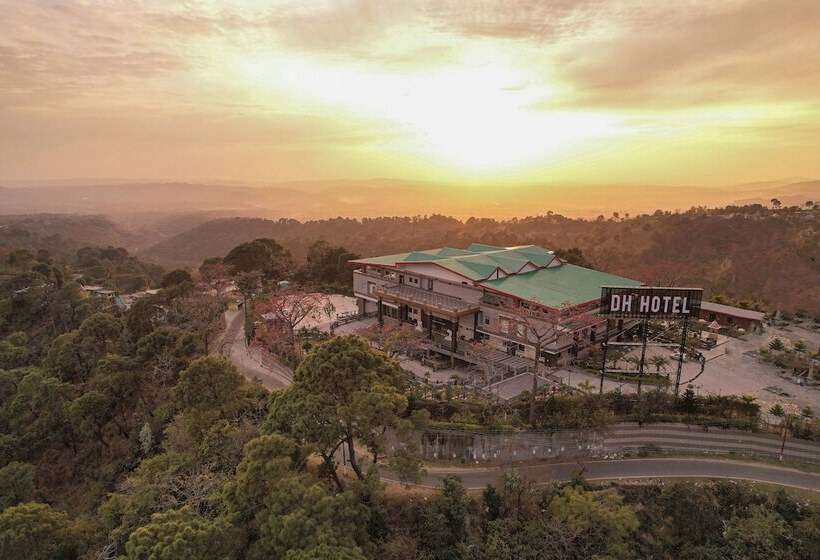 هتل Dhauladhar Heights Resort