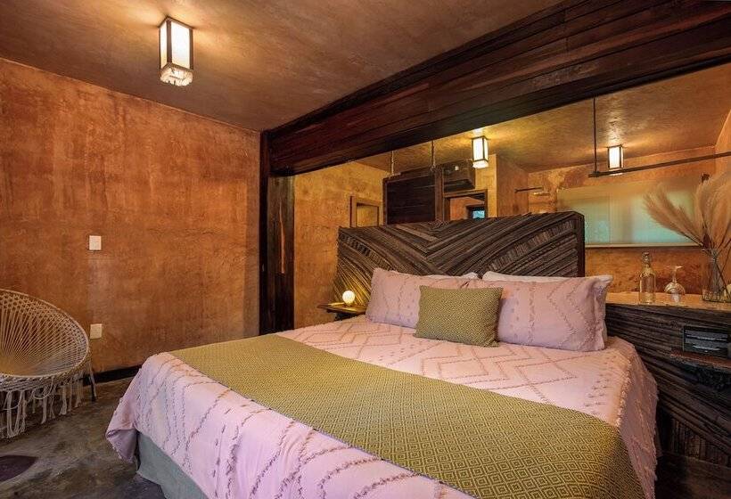 酒店 Enigmatic Beach