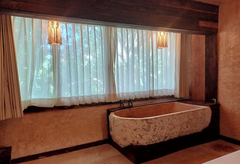 酒店 Enigmatic Beach