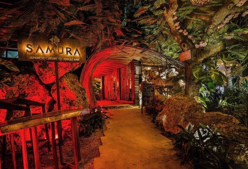 酒店 Enigmatic Beach