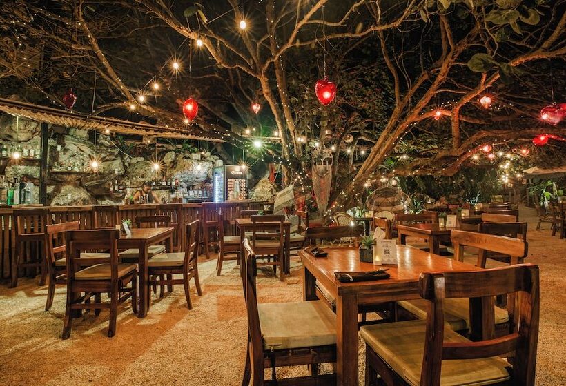 酒店 Enigmatic Beach