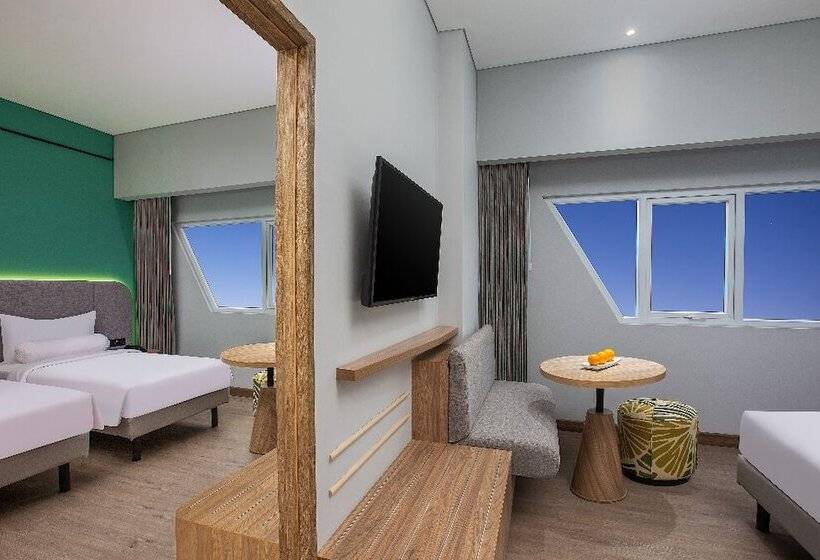 Отель Harper Banjarmasin By Aston