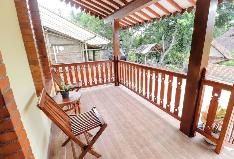 Отель Homestay Nike Bed