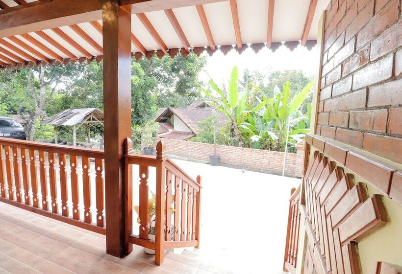 Отель Homestay Nike Bed