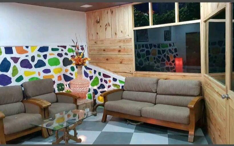 호텔 Kaas Woods Resort, Satara