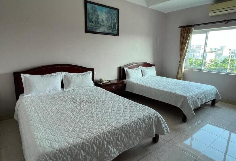 هتل Khách Sạn Sông Lô