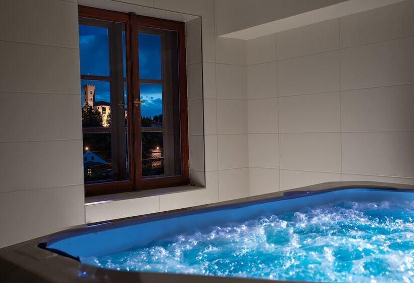 酒店 Pivovar Rožmberk