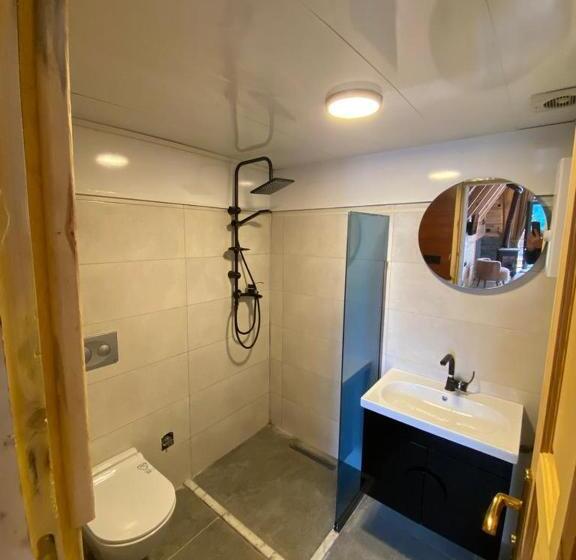 בית מלון כפרי Shatobungalov