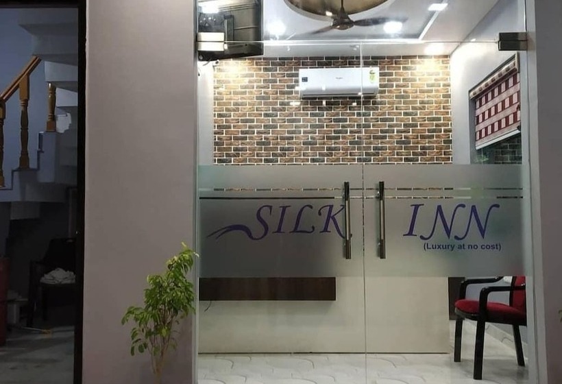 ホテル Silk Inn Luxury At No Cost