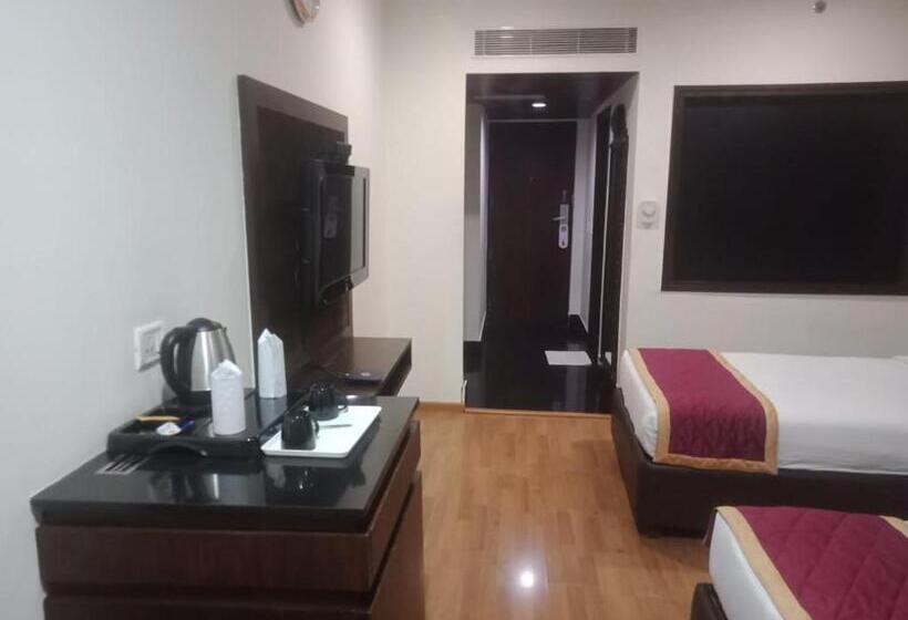 هتل Srinivasa Residency  Lakdikapool