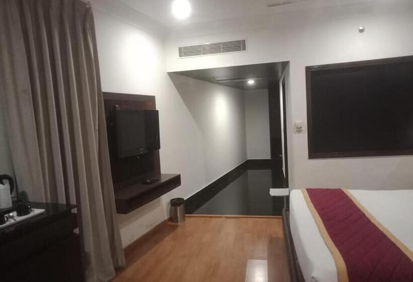 هتل Srinivasa Residency  Lakdikapool