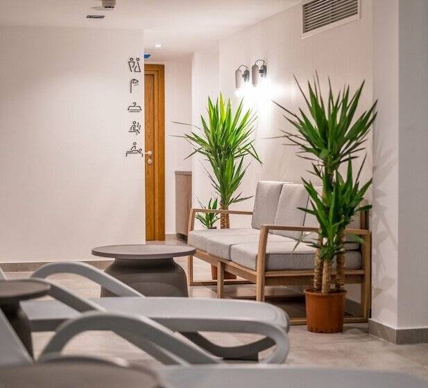 هتل Step Inn   Kazbegi