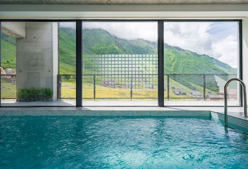 هتل Step Inn   Kazbegi