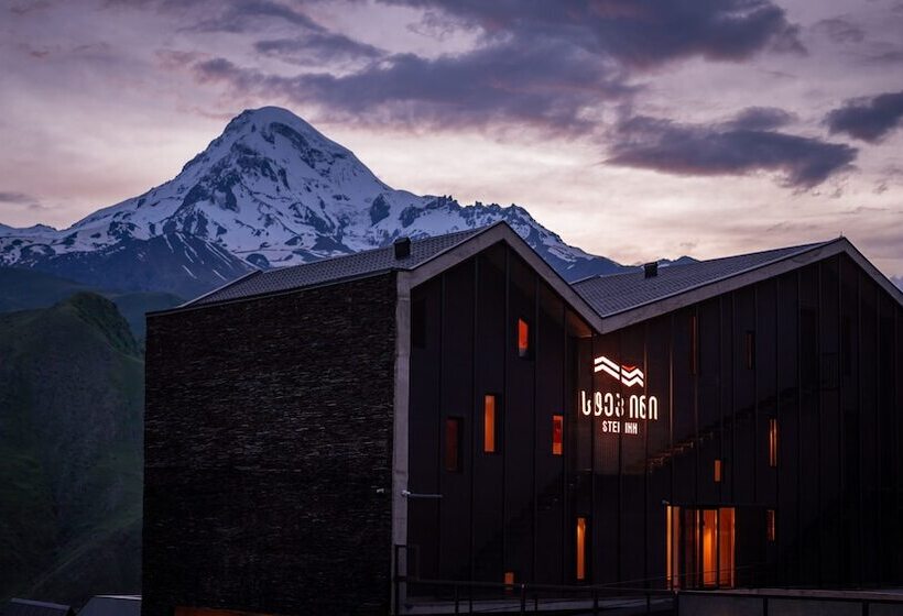 هتل Step Inn   Kazbegi