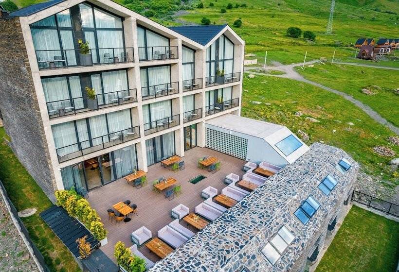 هتل Step Inn   Kazbegi