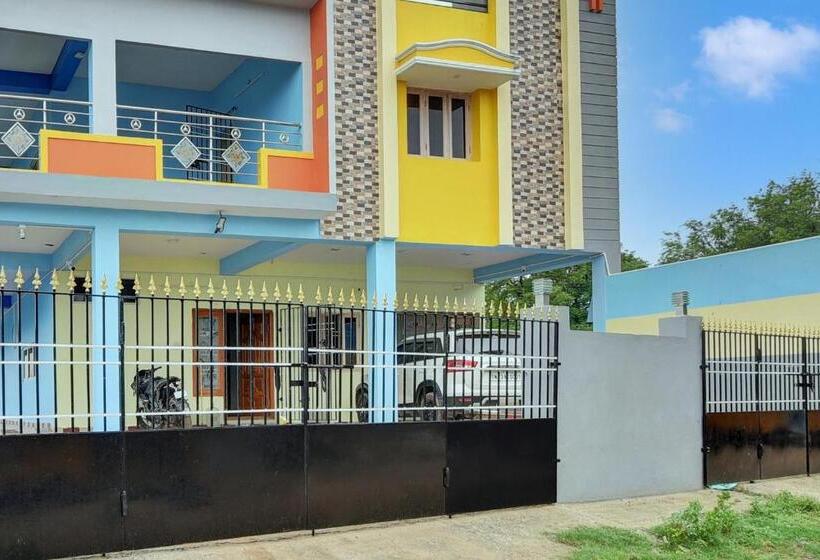 בית מלון כפרי S P Stay S