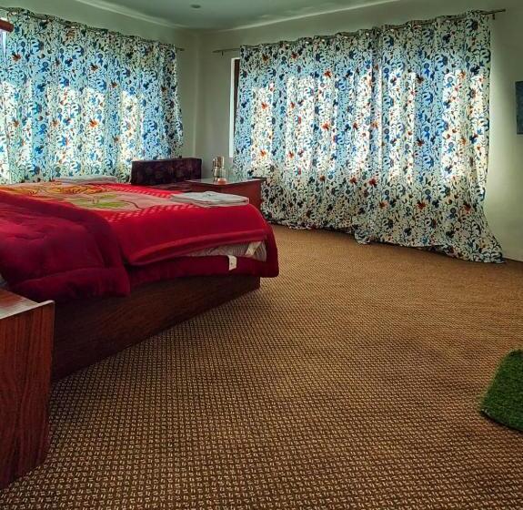 Hotel Tip Top Pahalgam