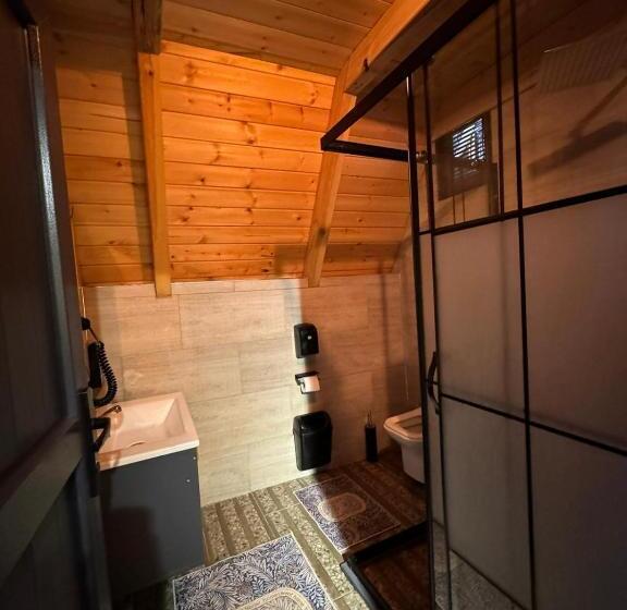 בית מלון כפרי Valent Suit Bungalov