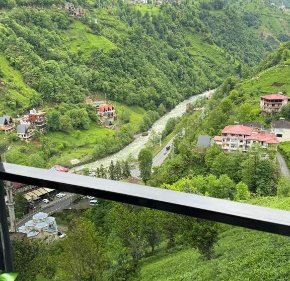 בית מלון כפרי Valent Suit Bungalov