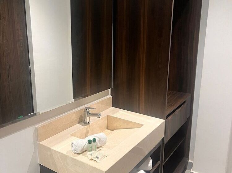 酒店 Zuriel Boutique