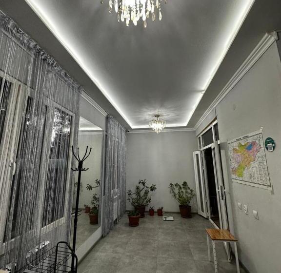 پانسیون Guest House Family7