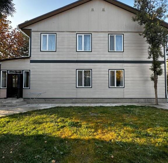 پانسیون Guest House Family7