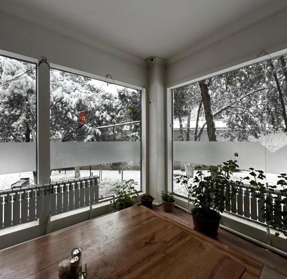 پانسیون Guest House Family7