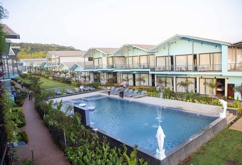 אתר נופש Tan N Sand