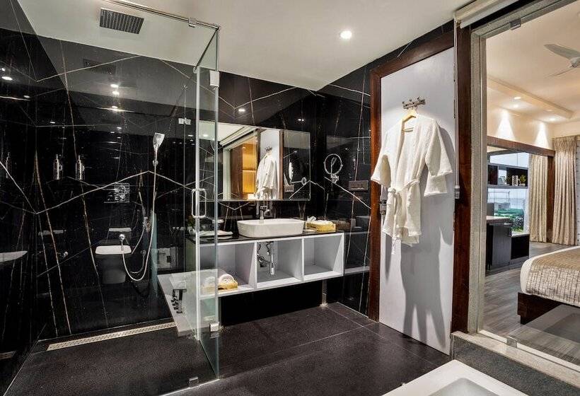 אתר נופש Tan N Sand