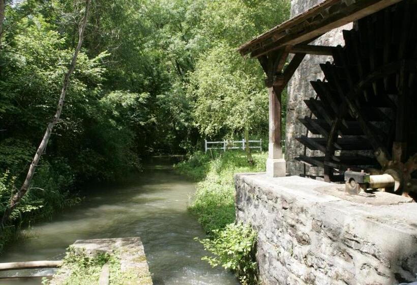 مبيت وإفطار Le Moulin De Trancault