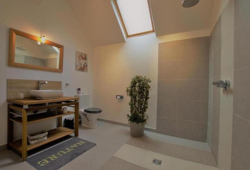 مبيت وإفطار Le Moulin De Trancault