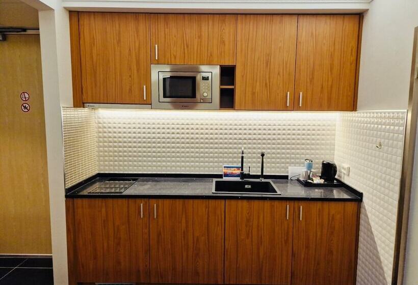 Chassé Hotel Residency