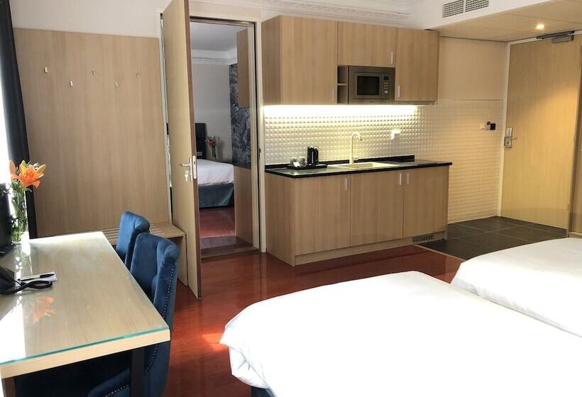 Chassé Hotel Residency