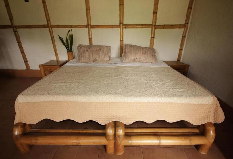 Eco Hotel Boutique En Ecoparque Chinauta, Piscina, Granja, Juegos