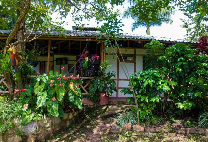 Eco Hotel Boutique En Ecoparque Chinauta, Piscina, Granja, Juegos