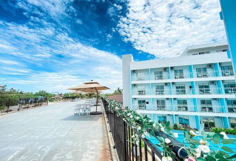 هتل Bohol Dolphin Bay Resort