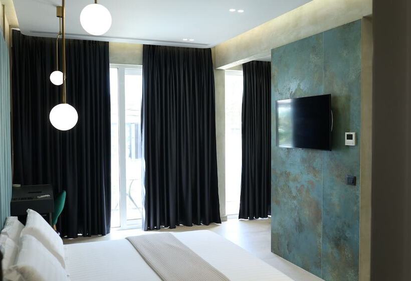 בית מלון כפרי Comfort Suites