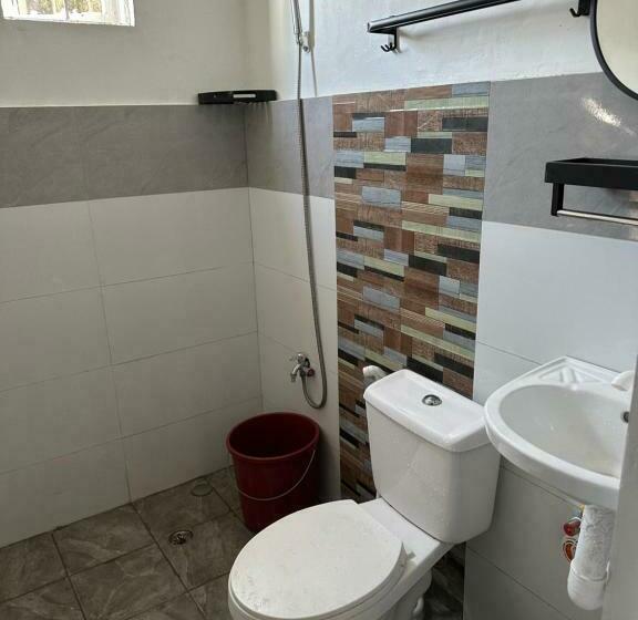 מלון כמוסות Block 7 Dormitelle Balanga City