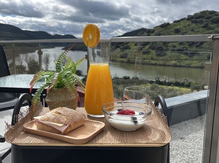 בית מלון כפרי Douro Visit House