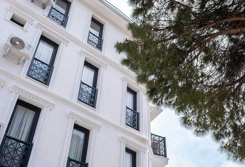 בית מלון כפרי Foça Kybele