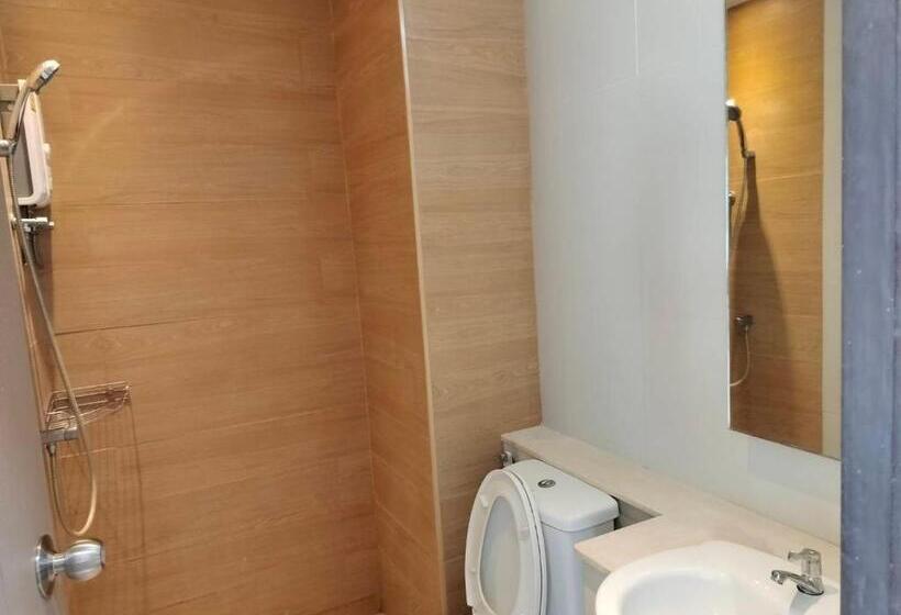 בית מלון כפרי ศูนย์อบรม Greatland Glamping Khao Yai Resort