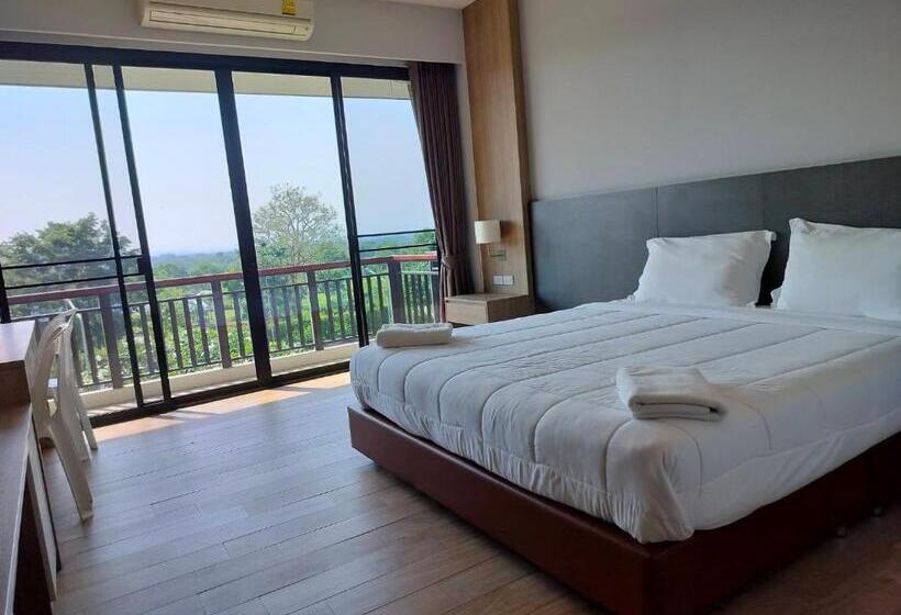 בית מלון כפרי ศูนย์อบรม Greatland Glamping Khao Yai Resort