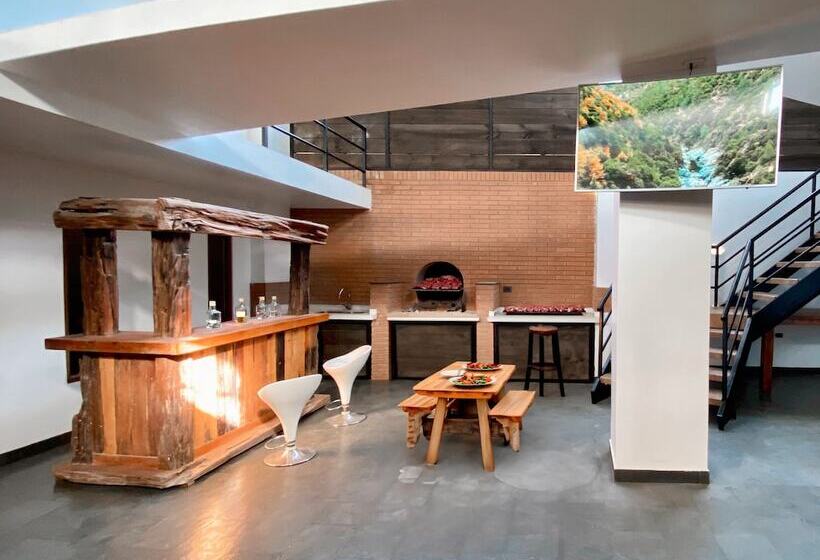 فندق Hostel Inside Santiago