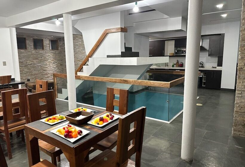 فندق Hostel Inside Santiago