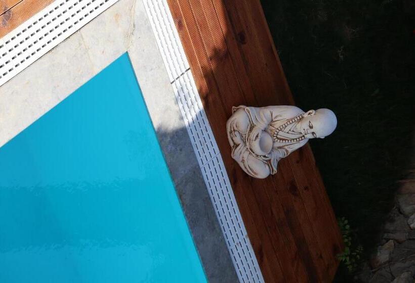 هتل La Sorella Butik