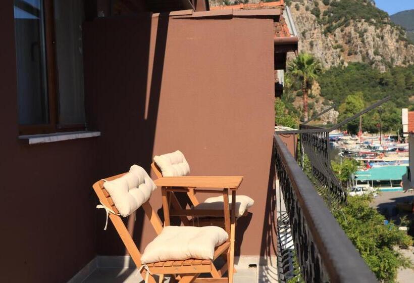 هتل La Sorella Butik