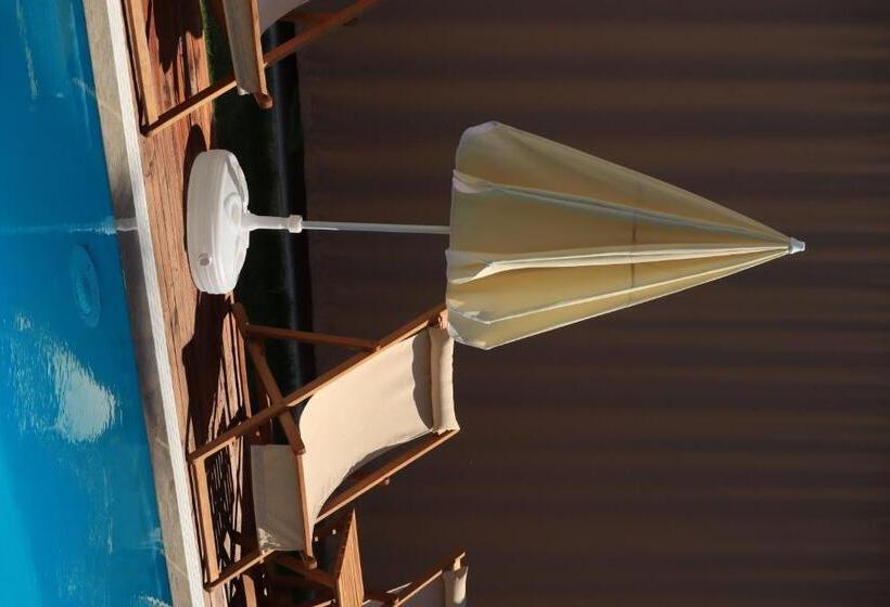 هتل La Sorella Butik